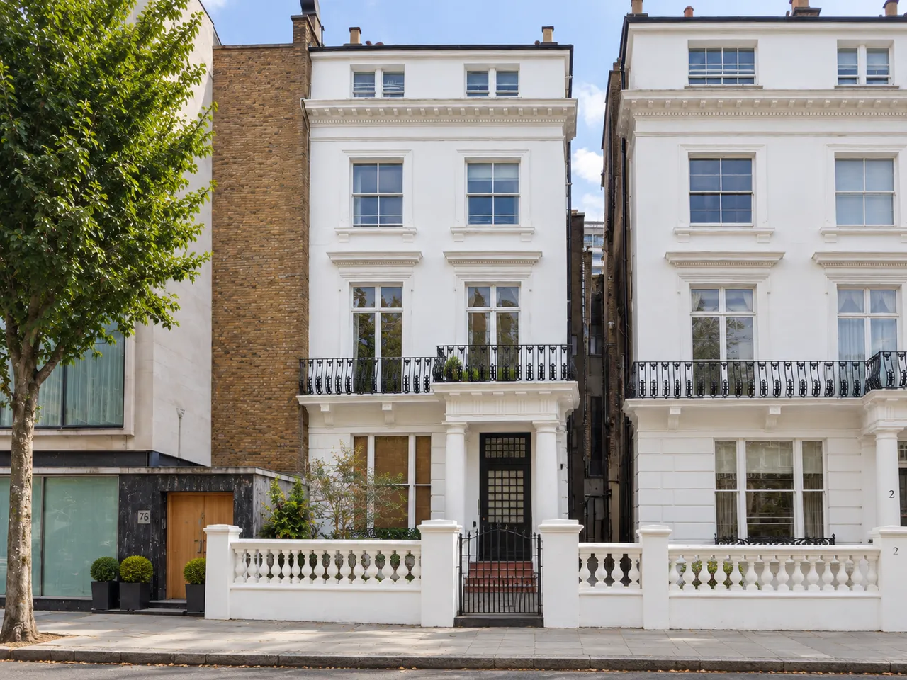 1 bed flat for sale, Pembridge Gardens, W2
