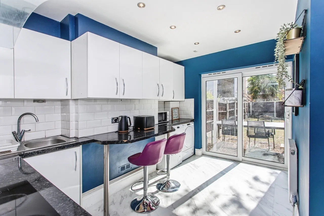 Northview Drive, WESTCLIFF-ON-SEA, Essex, SS0, photo 5