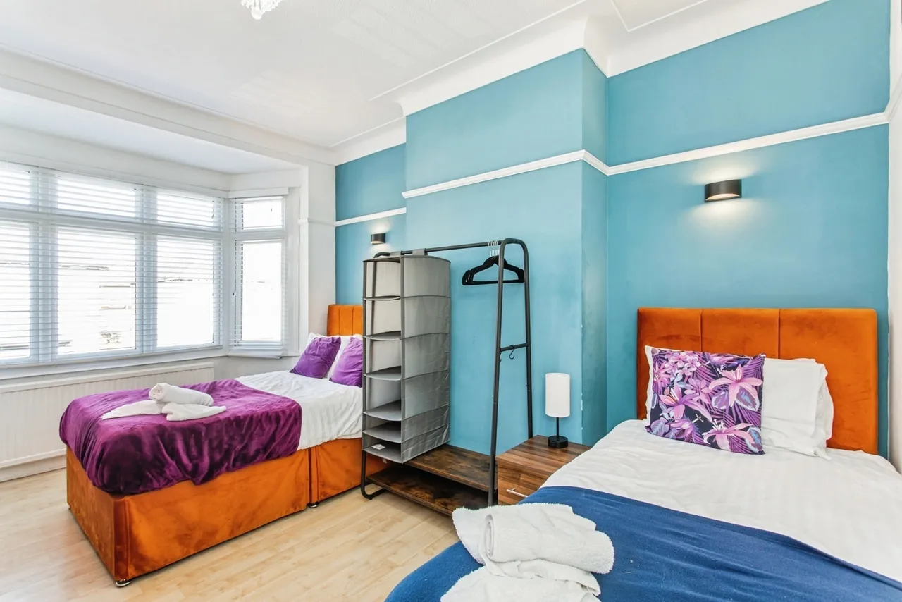 Northview Drive, WESTCLIFF-ON-SEA, Essex, SS0, photo 9