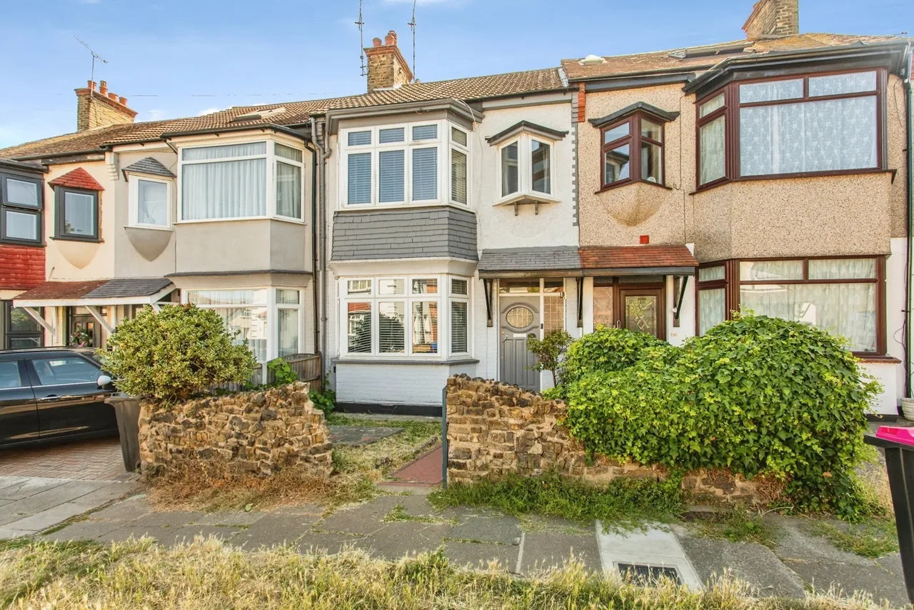 3 bed house for sale — Northview Drive, WESTCLIFF-ON-SEA, Essex, SS0