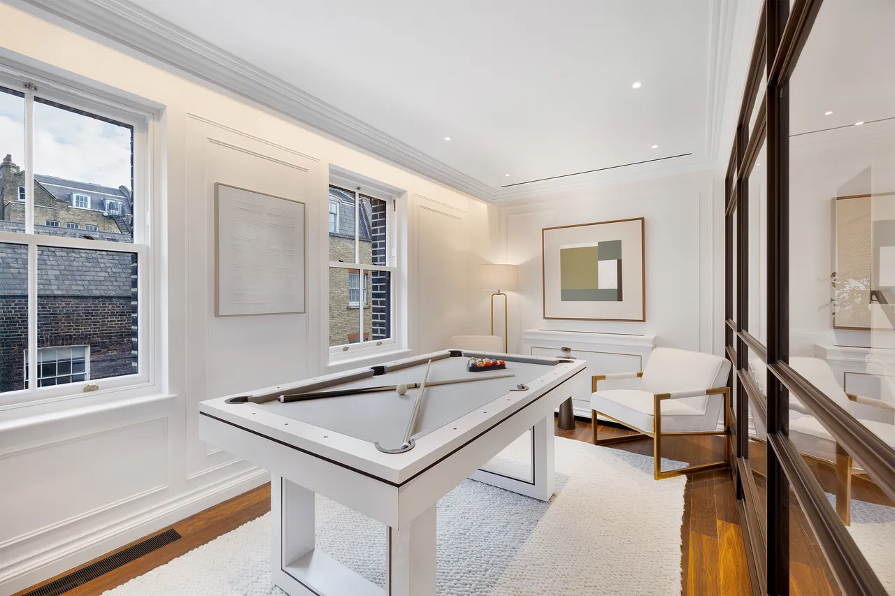 Six Charles Street, Mayfair, London, photo 5