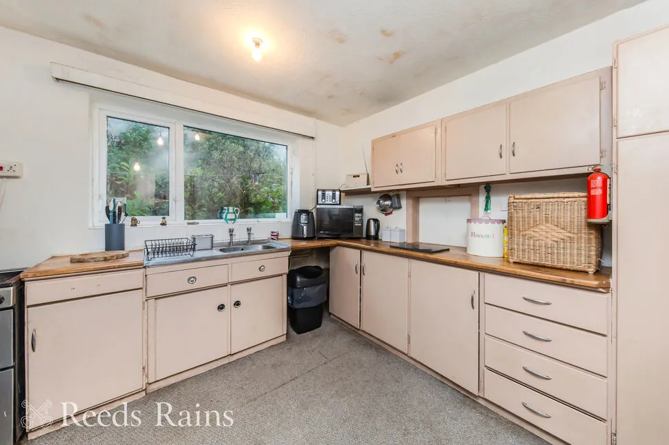Waverley Close, Macclesfield, SK10, photo 12