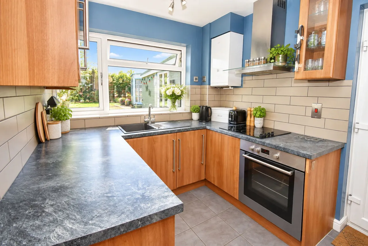 Jay Road, Kingswinford, DY6, photo 3