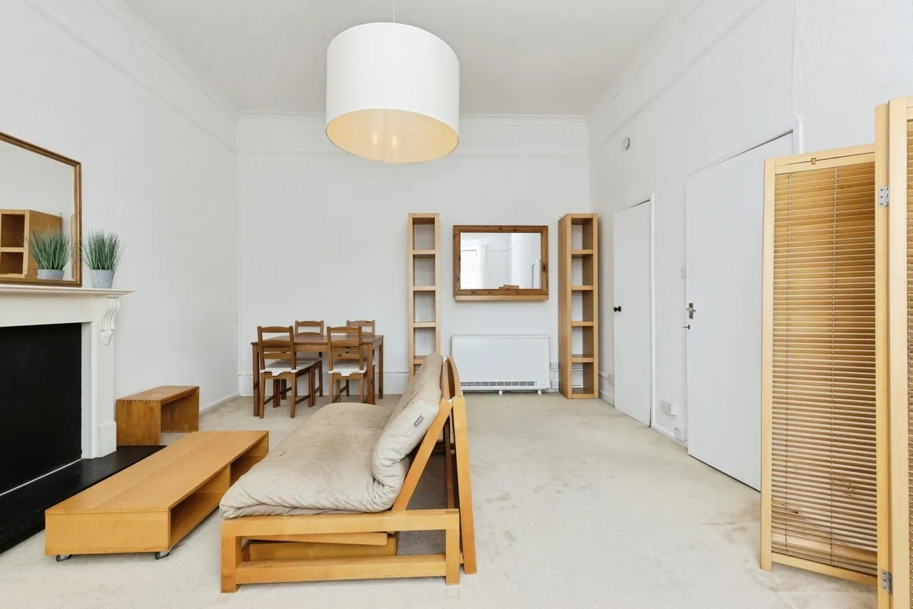 Priory Street, Cheltenham, GL52, photo 6