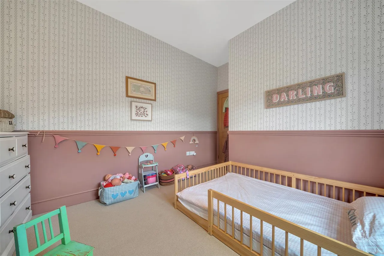 Briggate, Silsden, BD20, photo 19