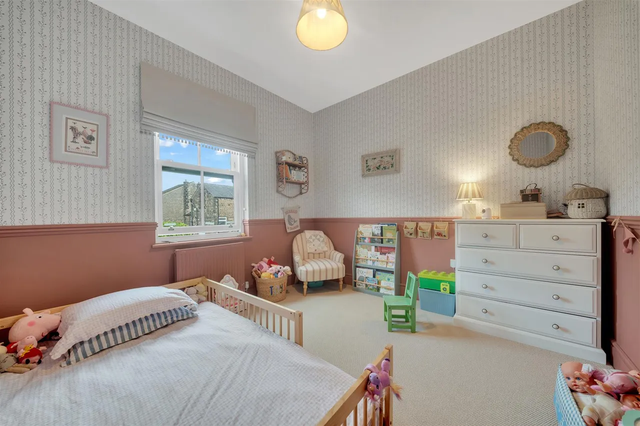 Briggate, Silsden, BD20, photo 18