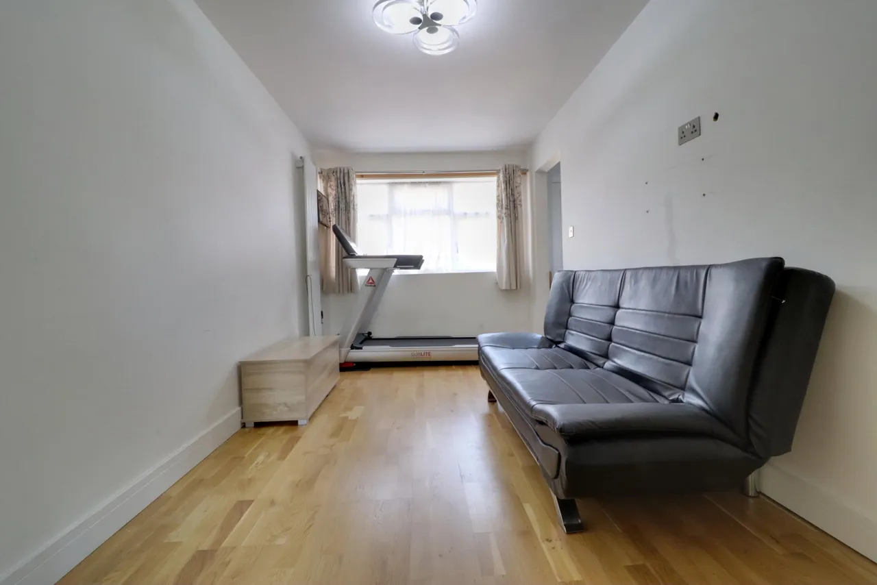 Erroll Road, Romford, RM1, photo 9