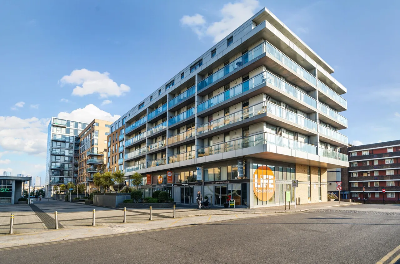 50 Hargood House, 7 Norway Street, London, photo 9