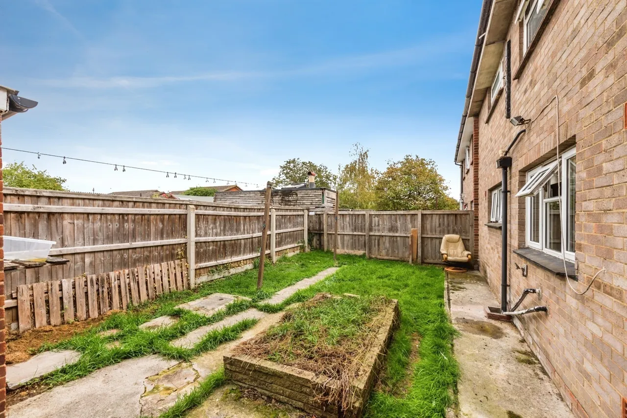 Courtenay Road, Swindon, SN3, photo 8
