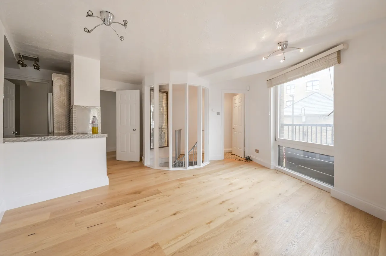 4 Moran House, 82 Wapping Lane, London, photo 8