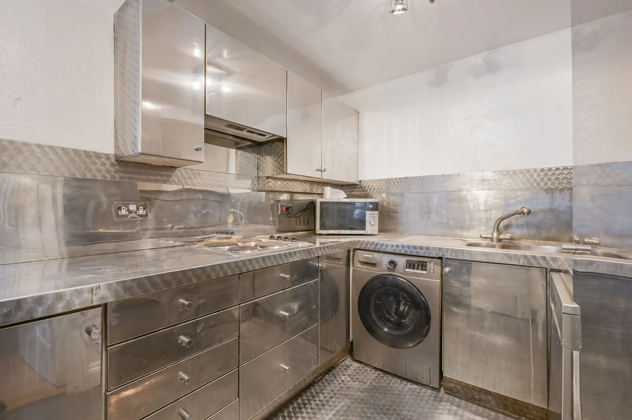 4 Moran House, 82 Wapping Lane, London, photo 4