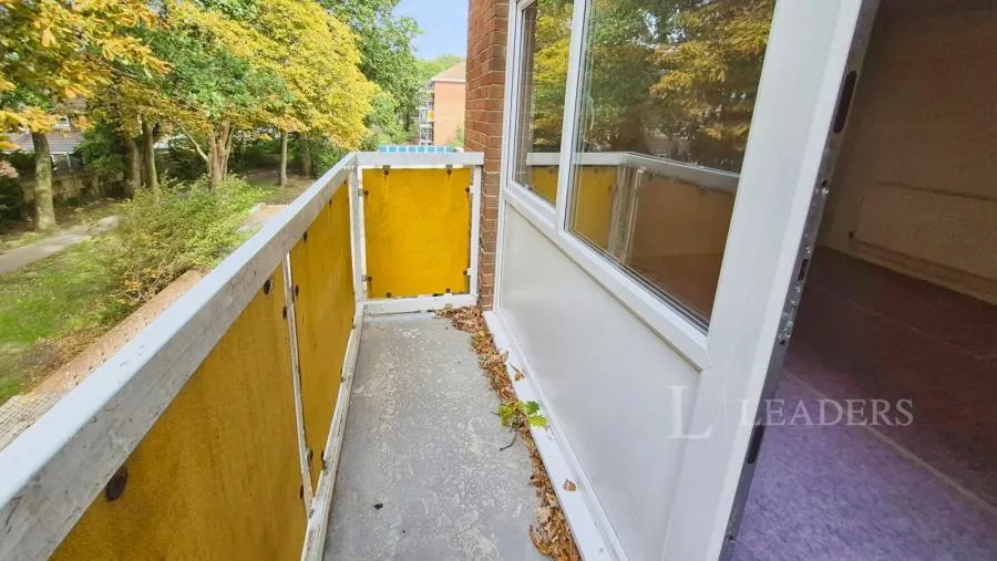Bishopsfield Road, Fareham, PO14, photo 4