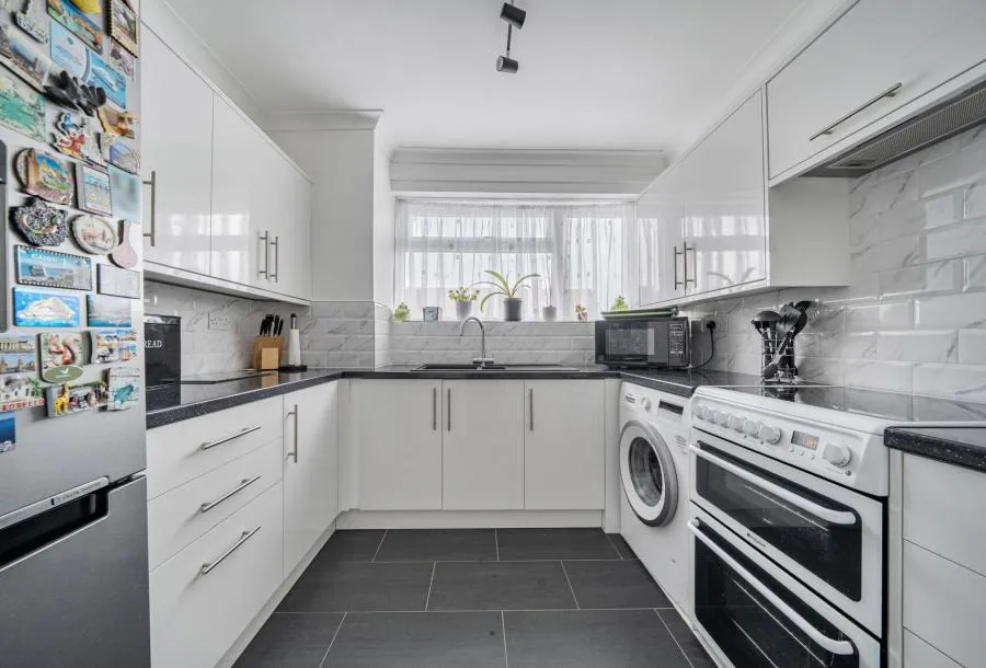 Meadway, Halstead, TN14, photo 4