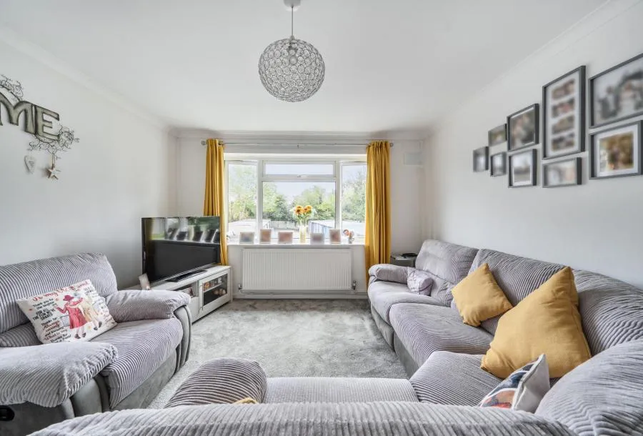 Meadway, Halstead, TN14, photo 3