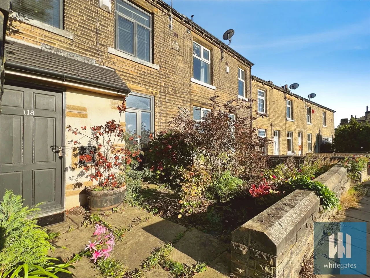 2 bed house for sale, Lightcliffe Road, Brighouse, HD6