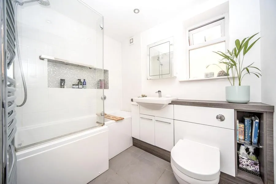 Brendon Avenue, Bedford, MK41, photo 3