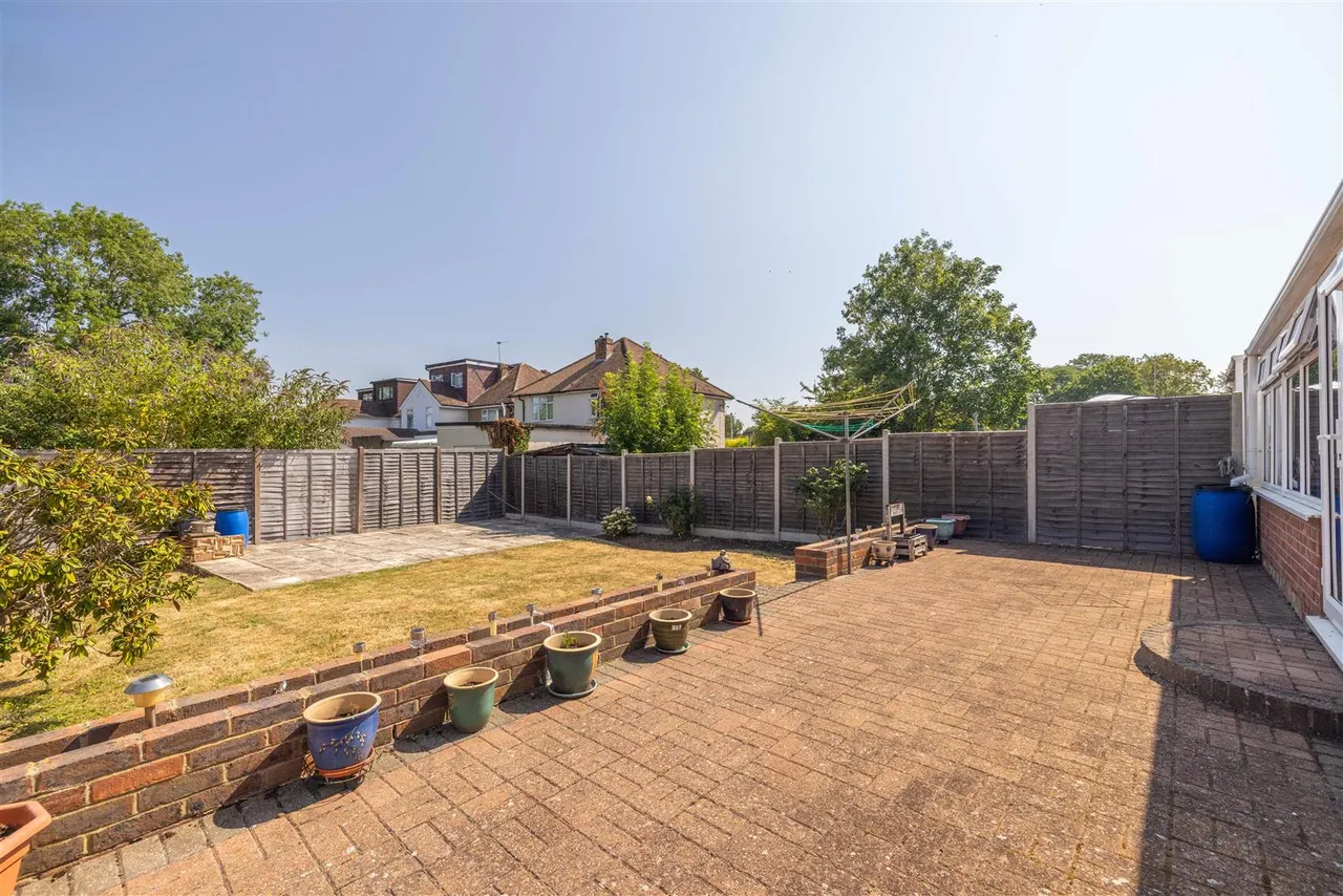 Keepers Farm Close, Windsor, SL4 4HZ, photo 13
