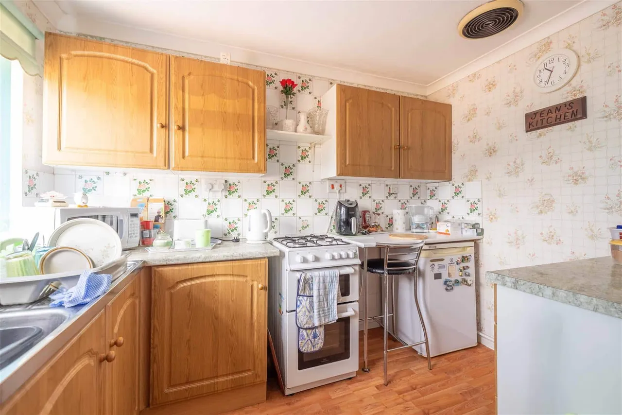 Keepers Farm Close, Windsor, SL4 4HZ, photo 4