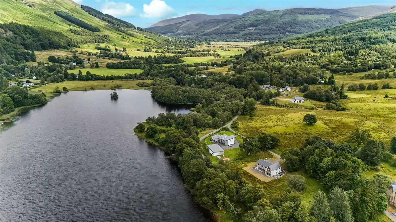 4 bed house for sale — Lagati, Balquhidder, Lochearnhead, Stirlingshire, FK19