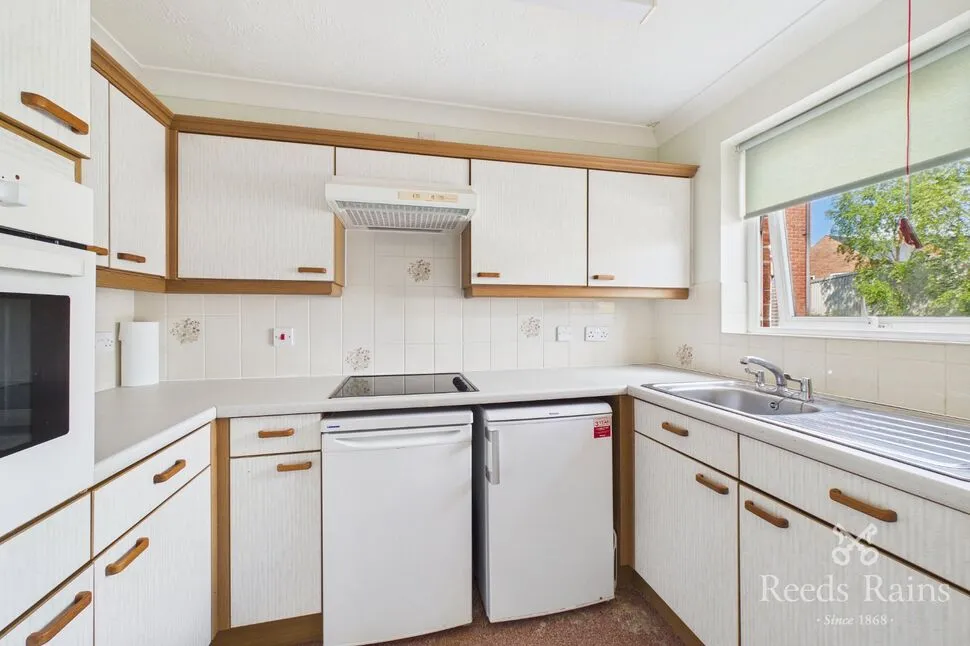 Acomb Road, York, North Yorkshire, YO24, photo 6