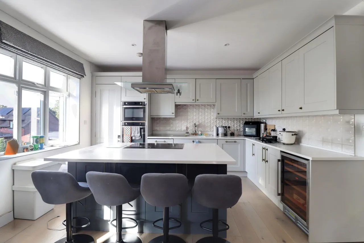 Peaks Hill, Purley, CR8, photo 2