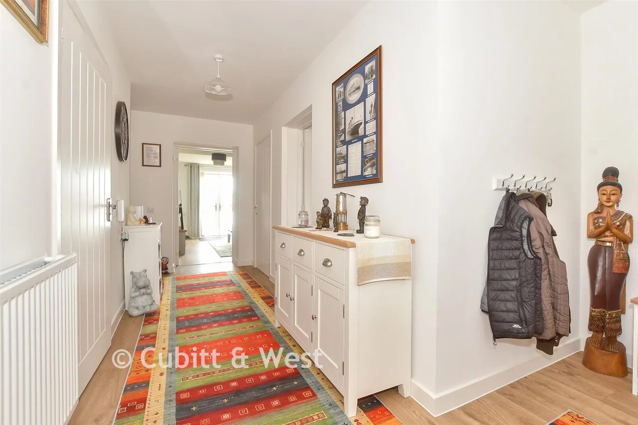 Wadham Chase, Littlehampton, BN17, photo 3