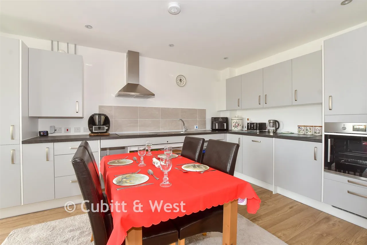 Wadham Chase, Littlehampton, BN17, photo 5