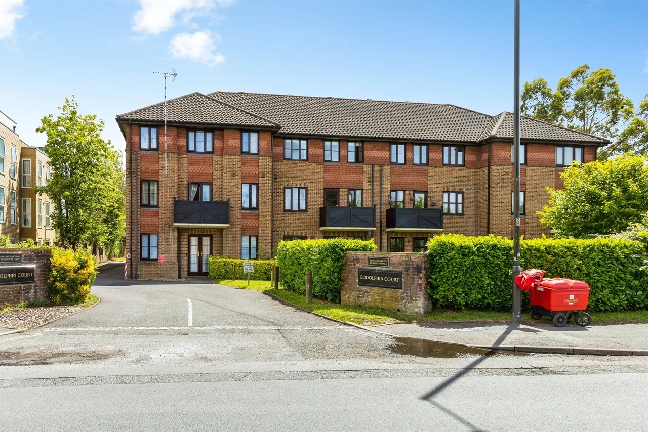 Godolphin Court, Crawley, RH10, photo 10