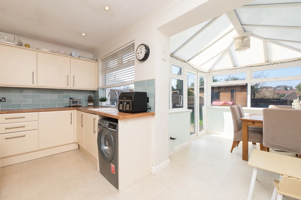 Long Road, Mangotsfield, South Gloucestershire, BS16 9HG, Bristol, photo 6