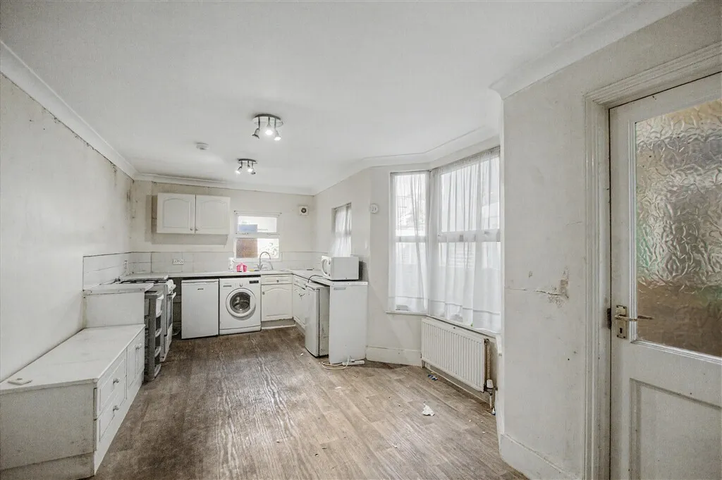 Derby Road, London, E7, photo 4