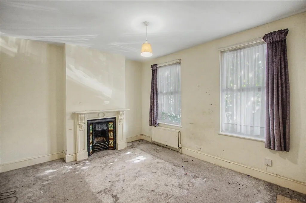 Derby Road, London, E7, photo 12
