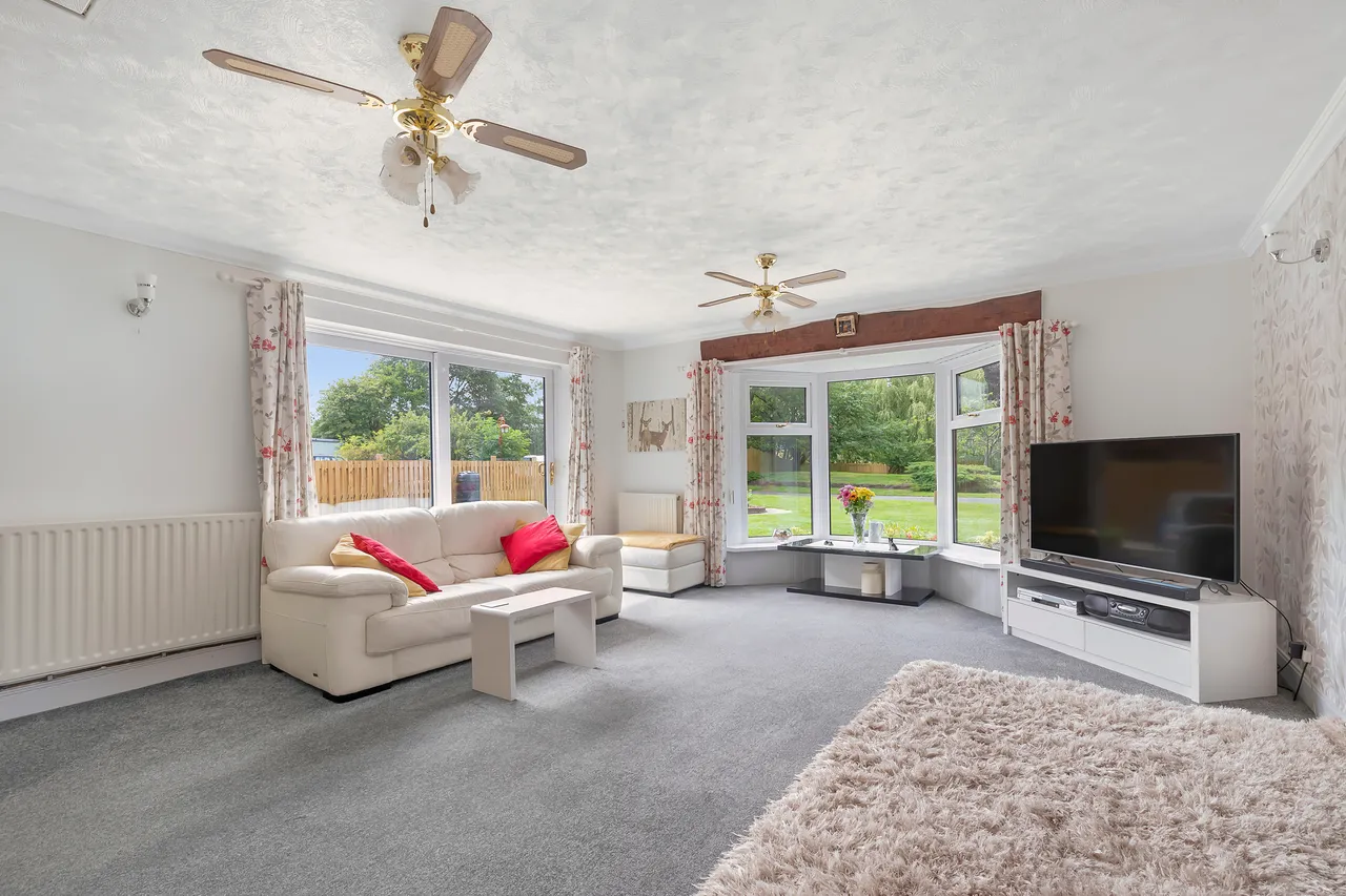 Halifax Road, Keighley, BD21, photo 21