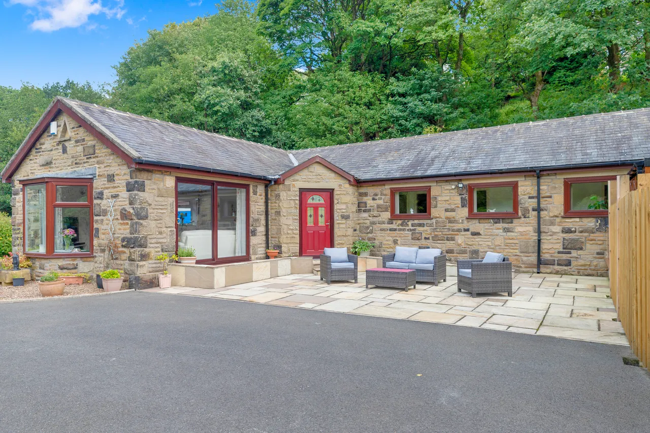 Halifax Road, Keighley, BD21, photo 26