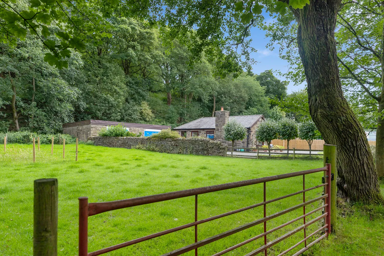 Halifax Road, Keighley, BD21, photo 24