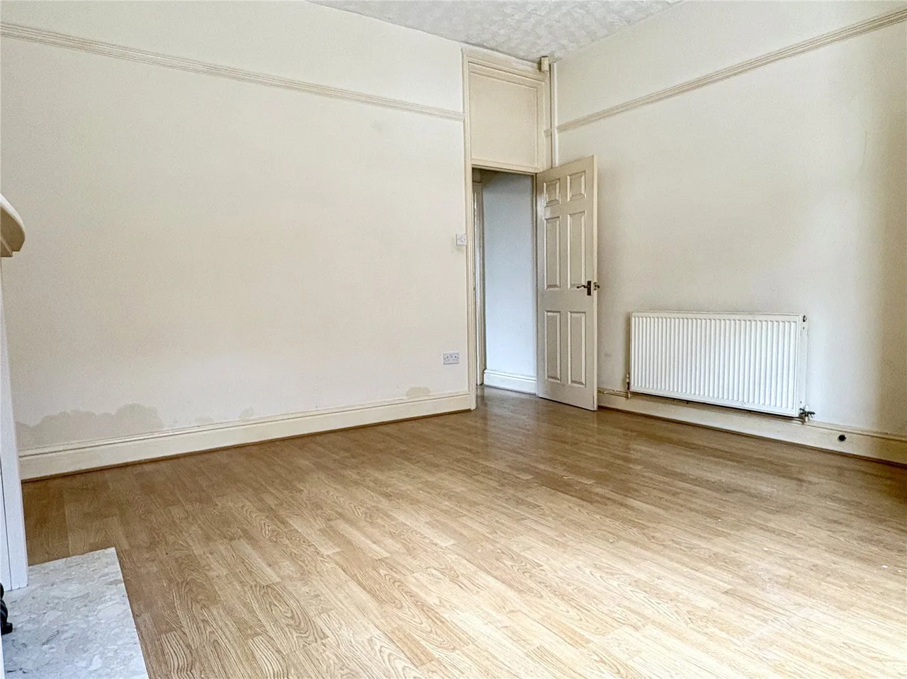 Taurus Street, Waterhead, OL4, photo 3