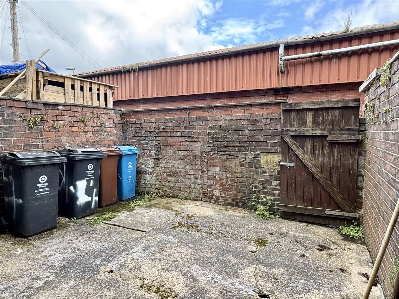 Taurus Street, Waterhead, OL4, photo 9