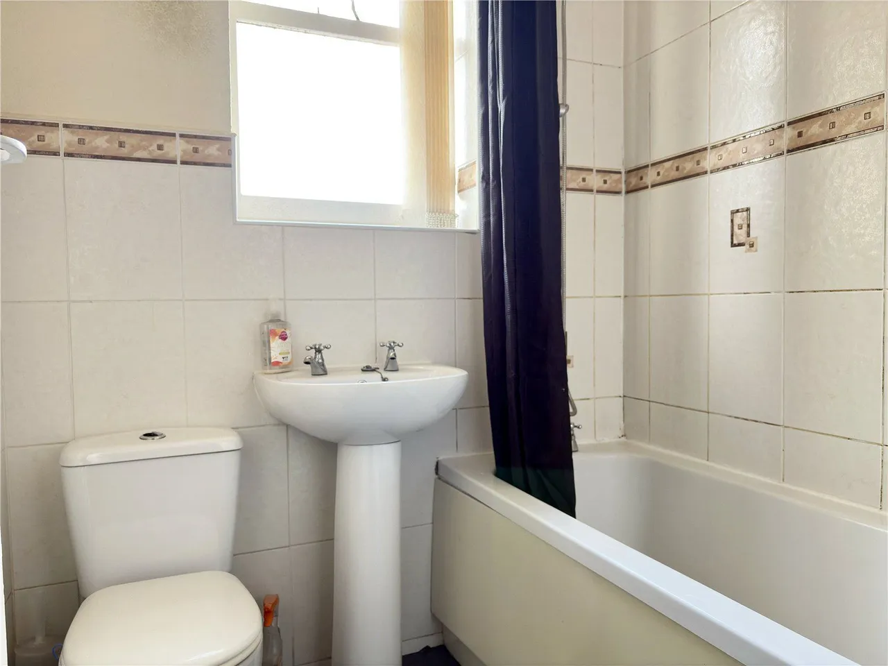 Taurus Street, Waterhead, OL4, photo 5