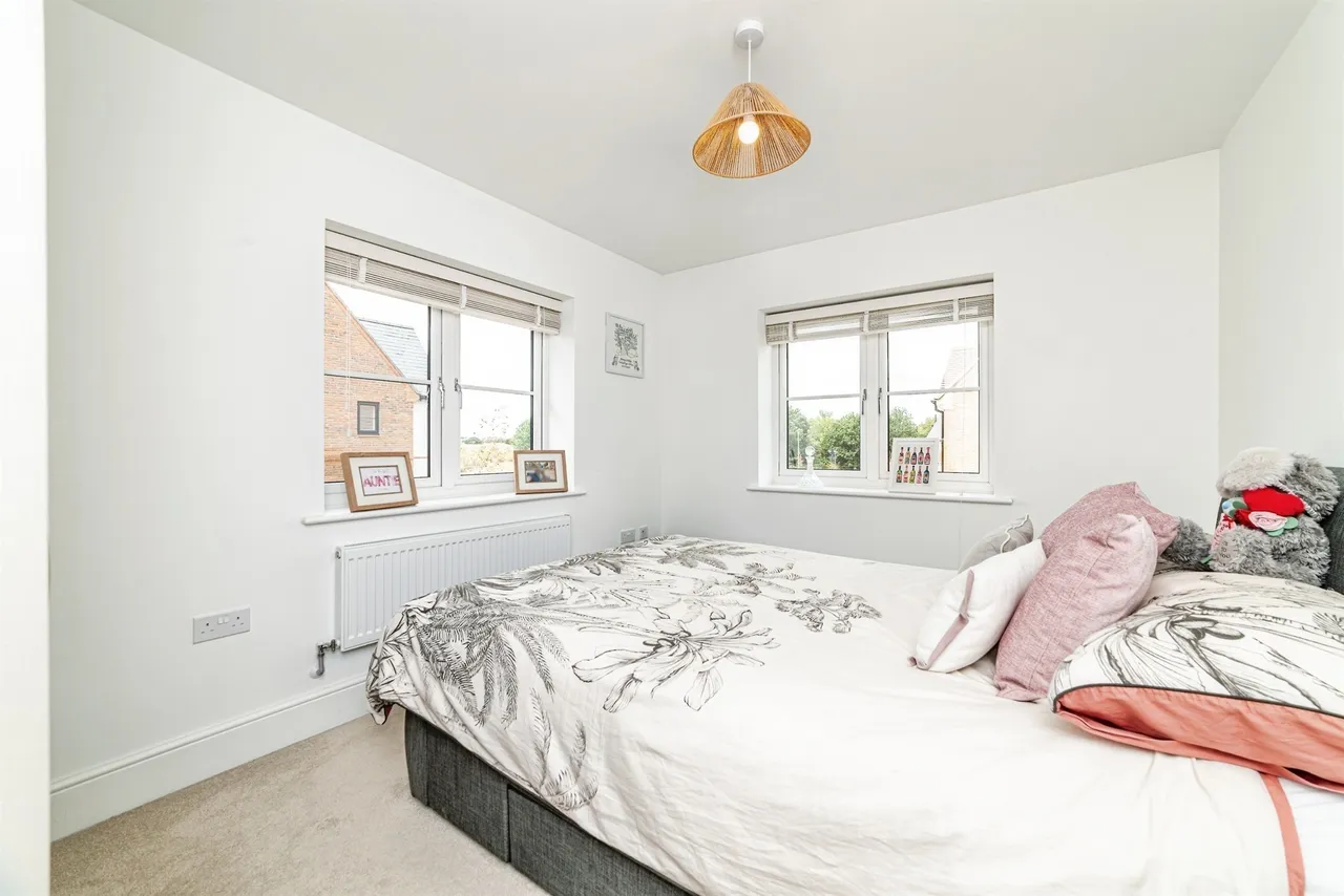 St. Andrews Crescent, East Hagbourne, OX11, photo 15