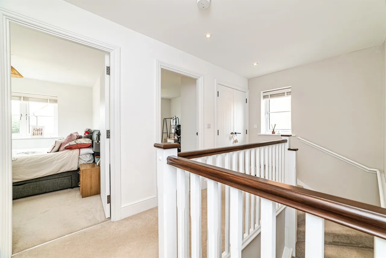 St. Andrews Crescent, East Hagbourne, OX11, photo 21