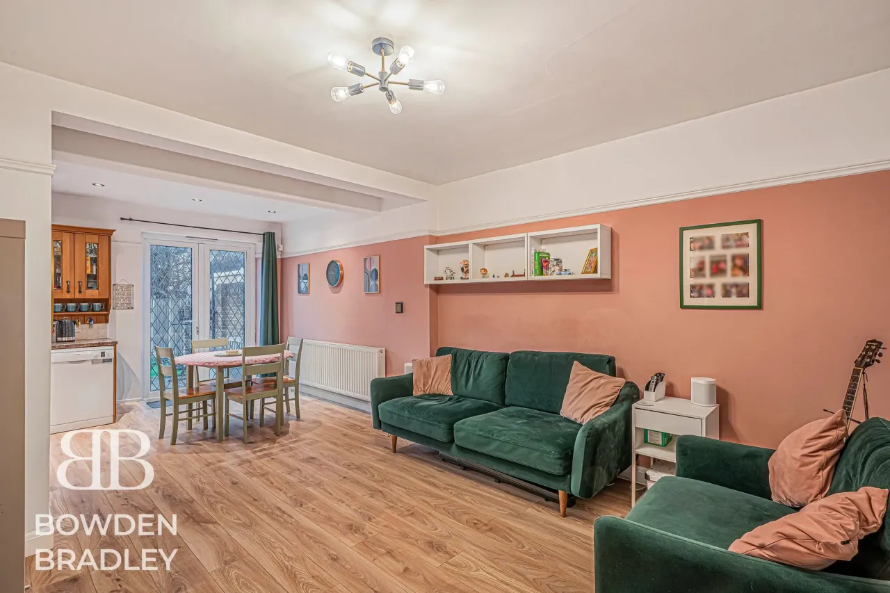 Fairlop Road, Barkingside, IG6, photo 6