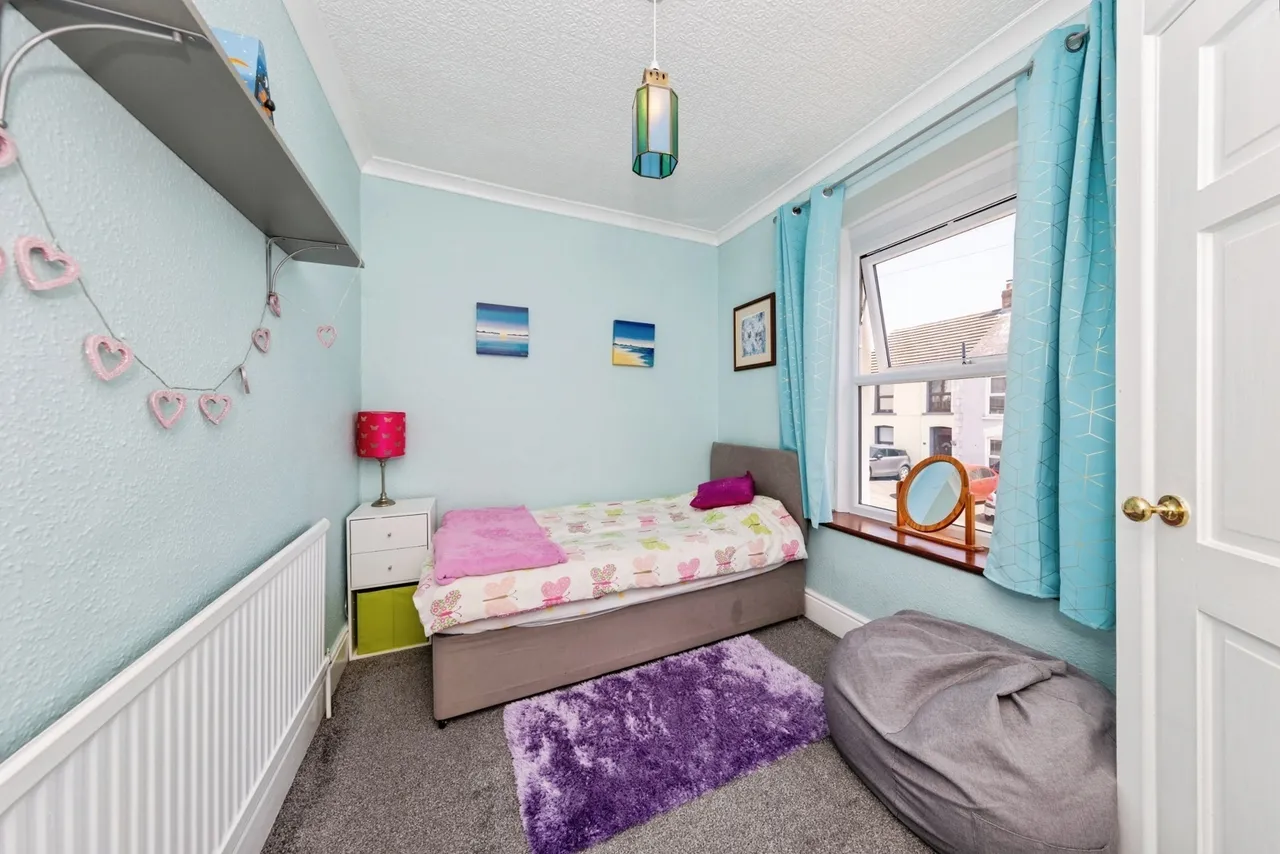 Heol Y Banc, Bancffosfelen, SA15, photo 19