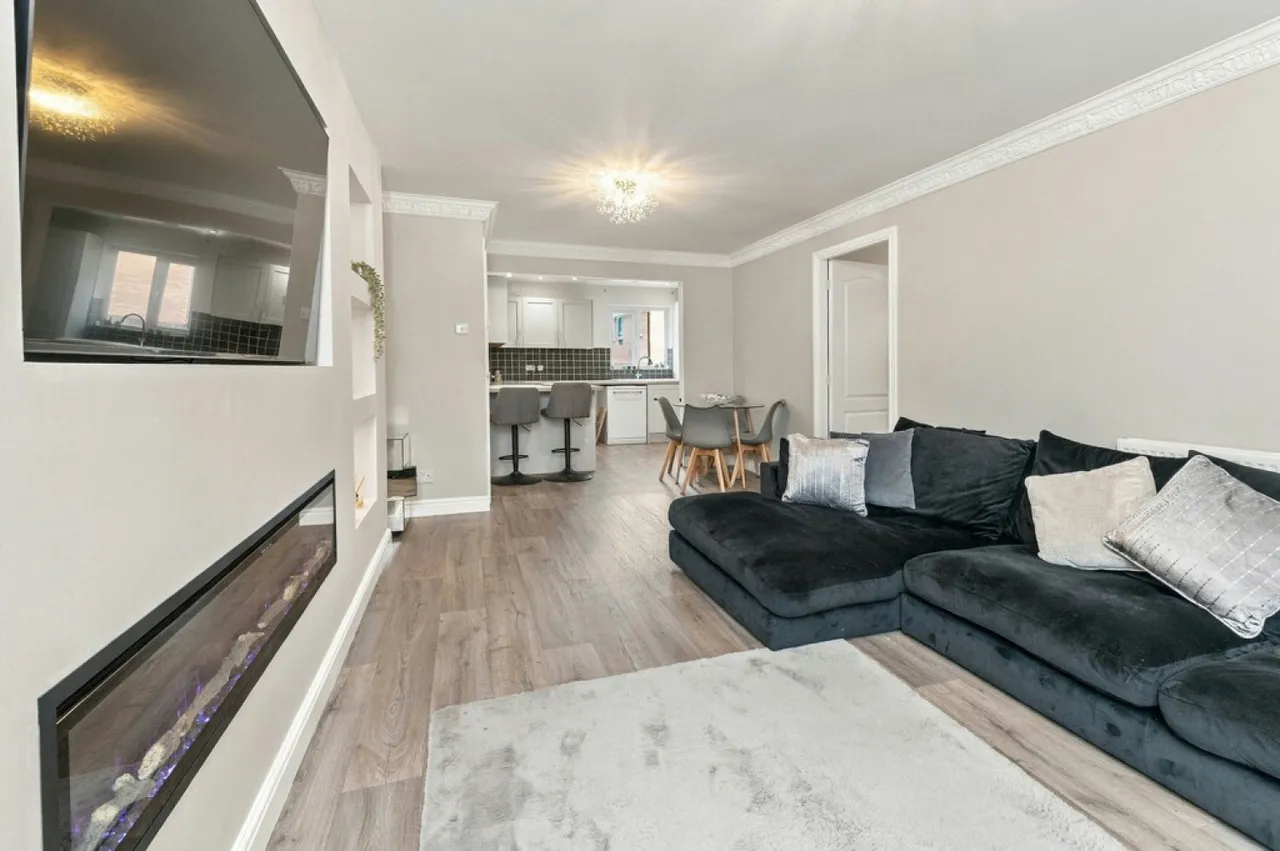 Connaught Fold, Bradley, HD2, photo 4