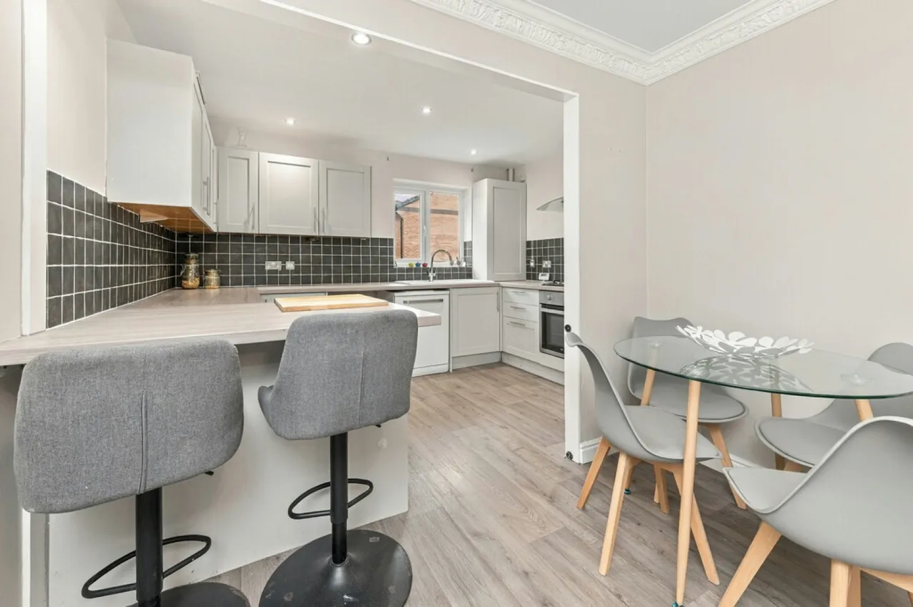Connaught Fold, Bradley, HD2, photo 9
