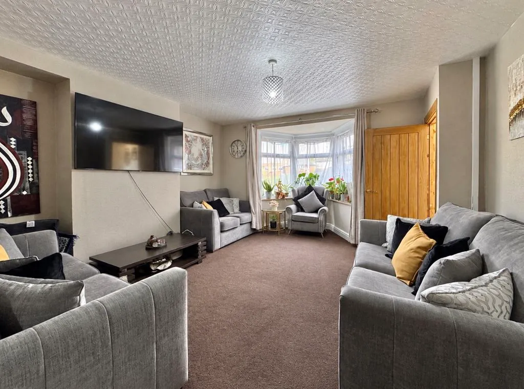 Halsbury Grove, Kingstanding, B44, photo 2