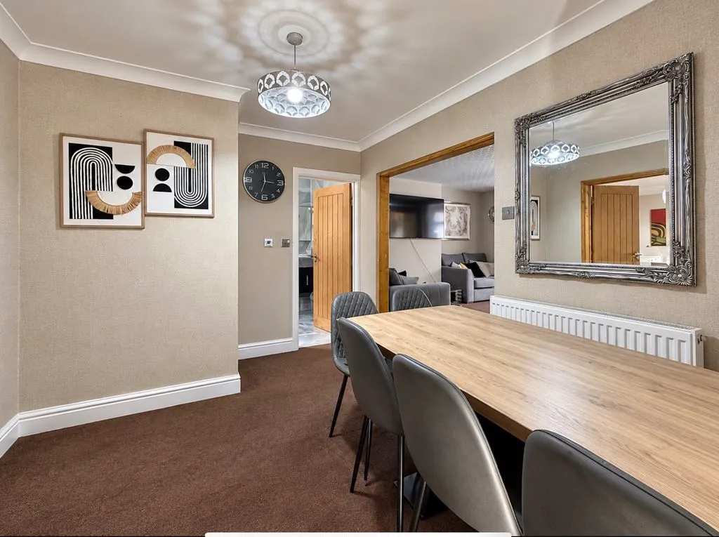 Halsbury Grove, Kingstanding, B44, photo 5