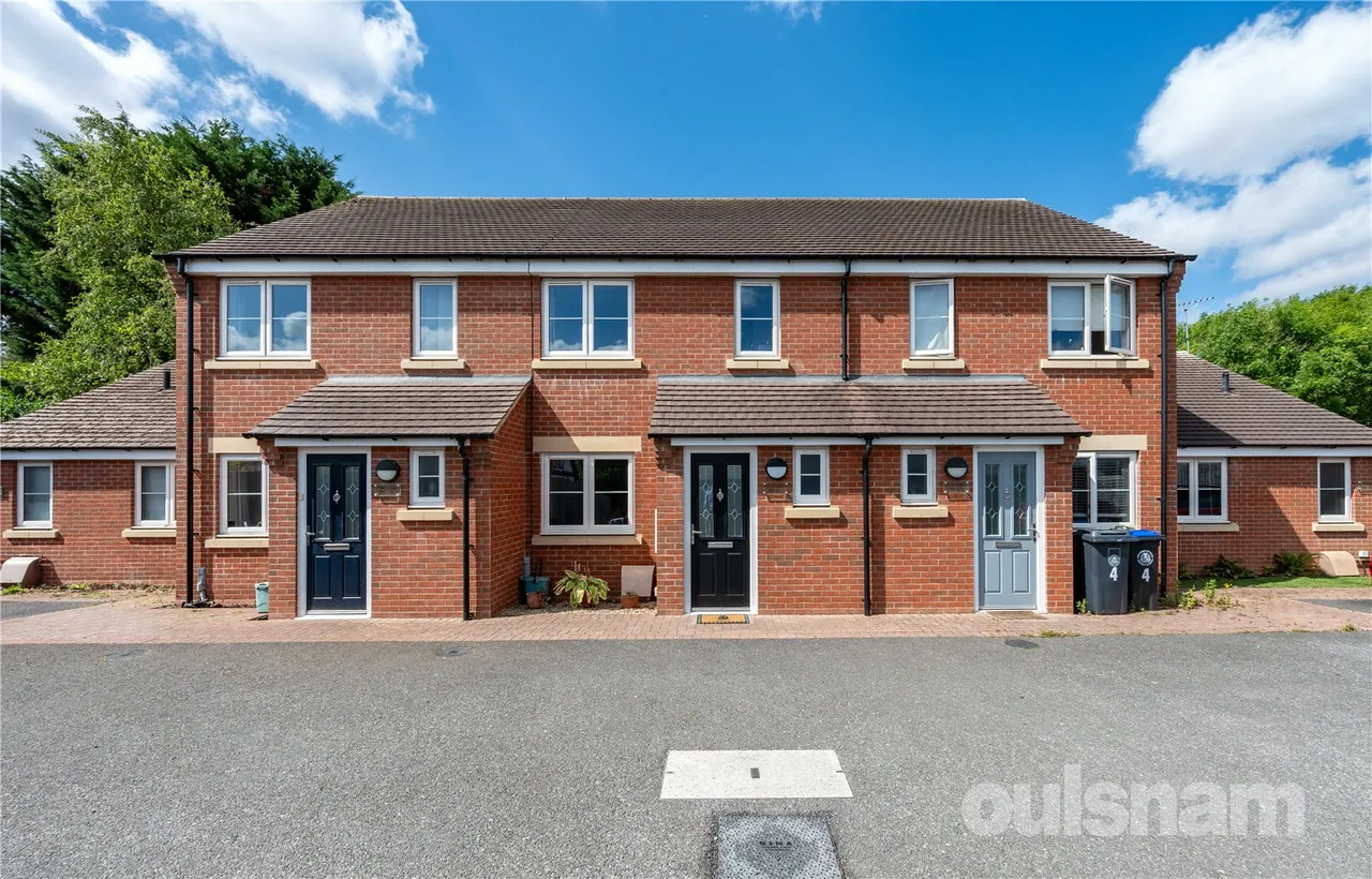 2 bed house for sale — Victoria Place, Studley, Warwickshire, B80 7FS