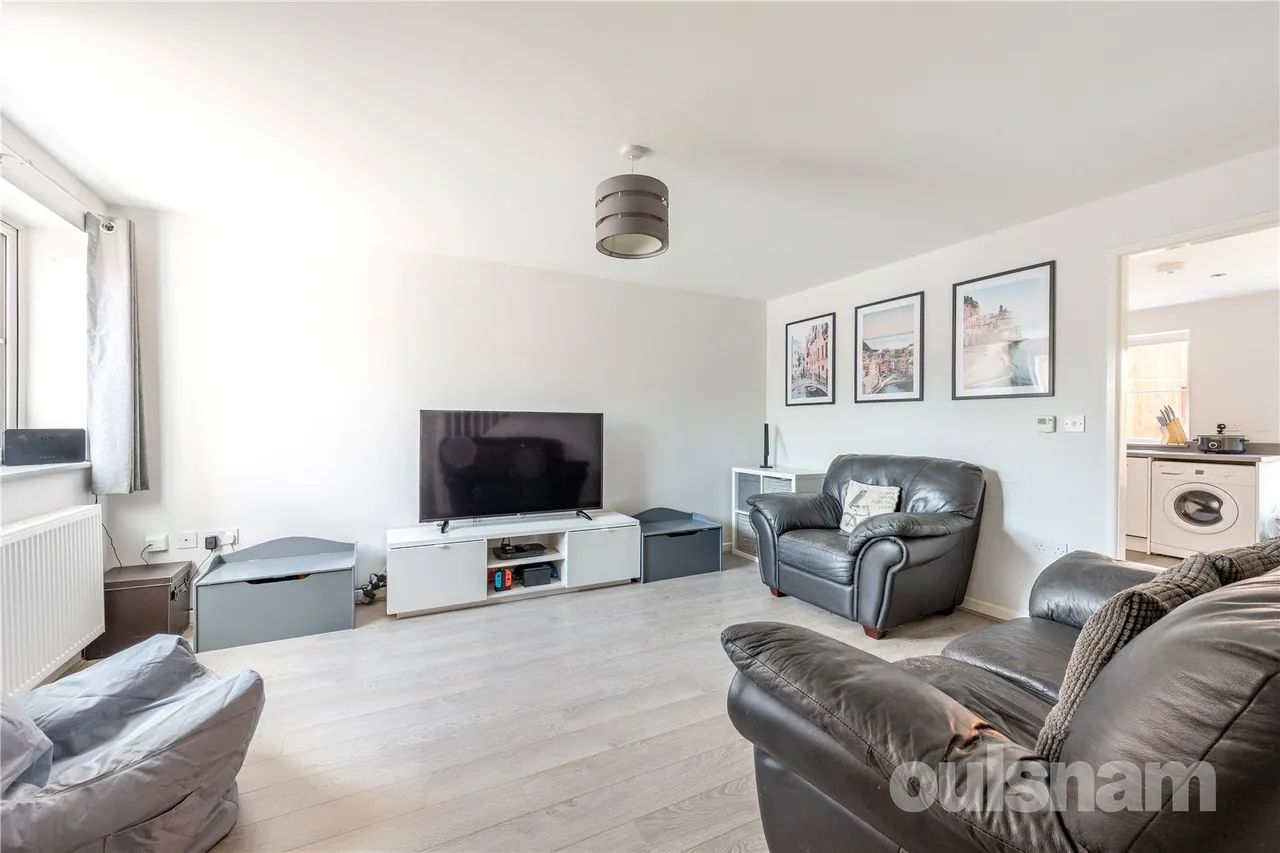Victoria Place, Studley, Warwickshire, B80 7FS, photo 2