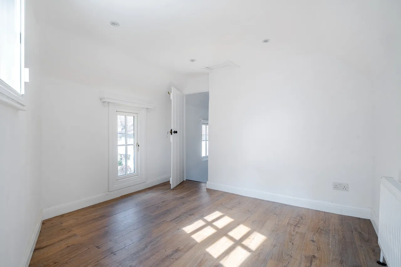 Ockford Road, Godalming, GU7, photo 11