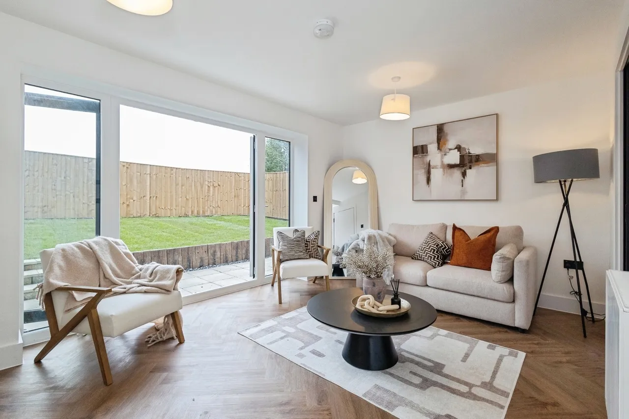 Prospect Heights, Mossley, Ashton, OL5, photo 2