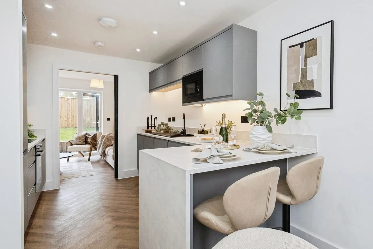 Prospect Heights, Mossley, Ashton, OL5, photo 6